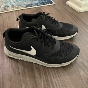Black Nike Thea Sneaker Shoe White Airmax